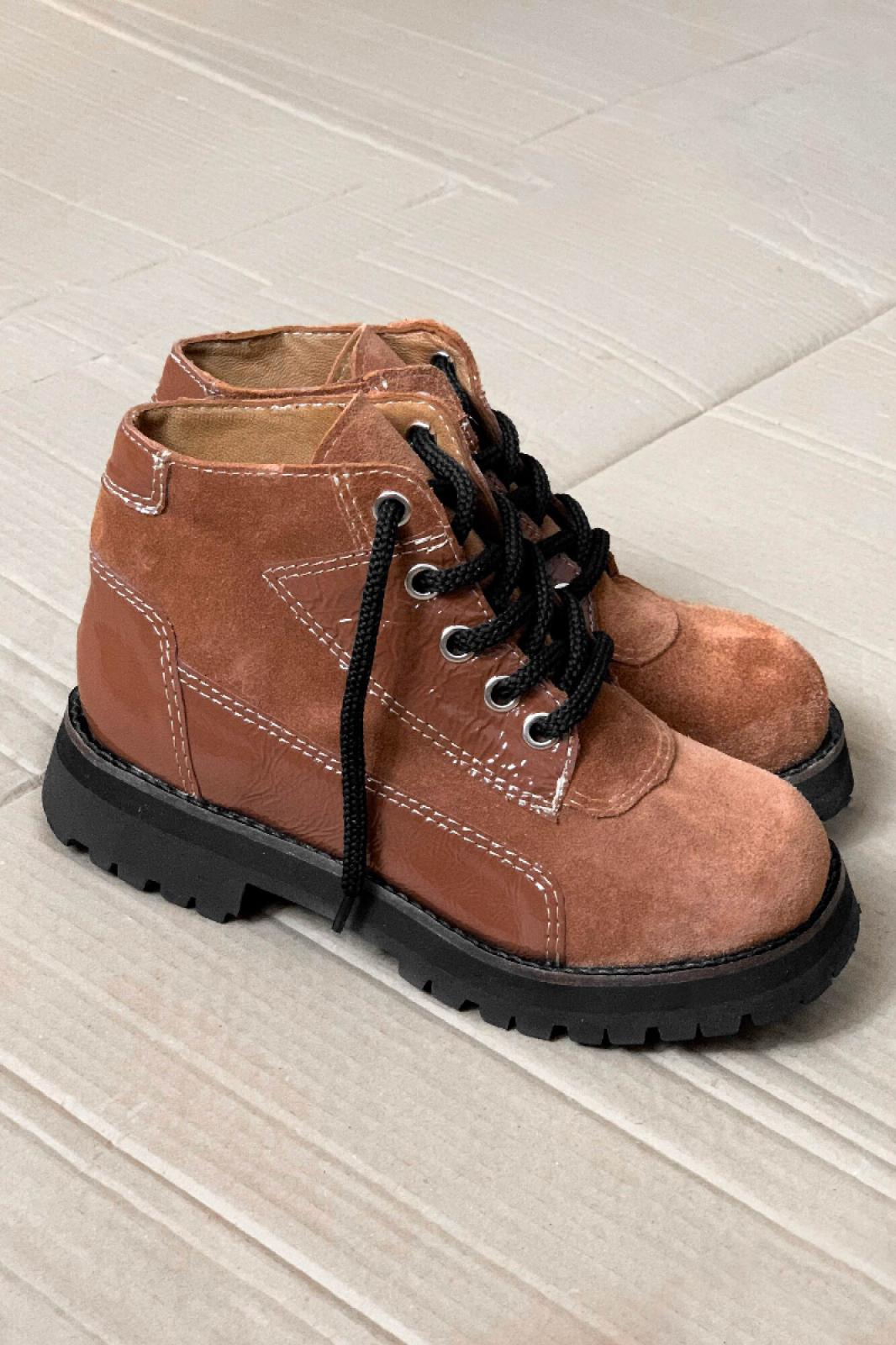 Bota Cassis