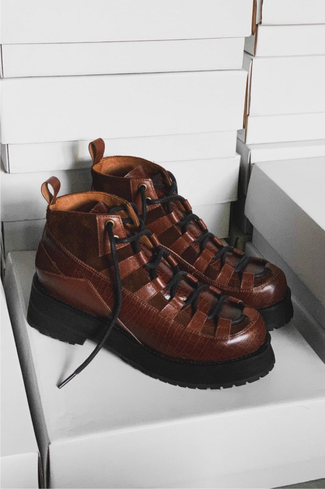 Bota Wembley