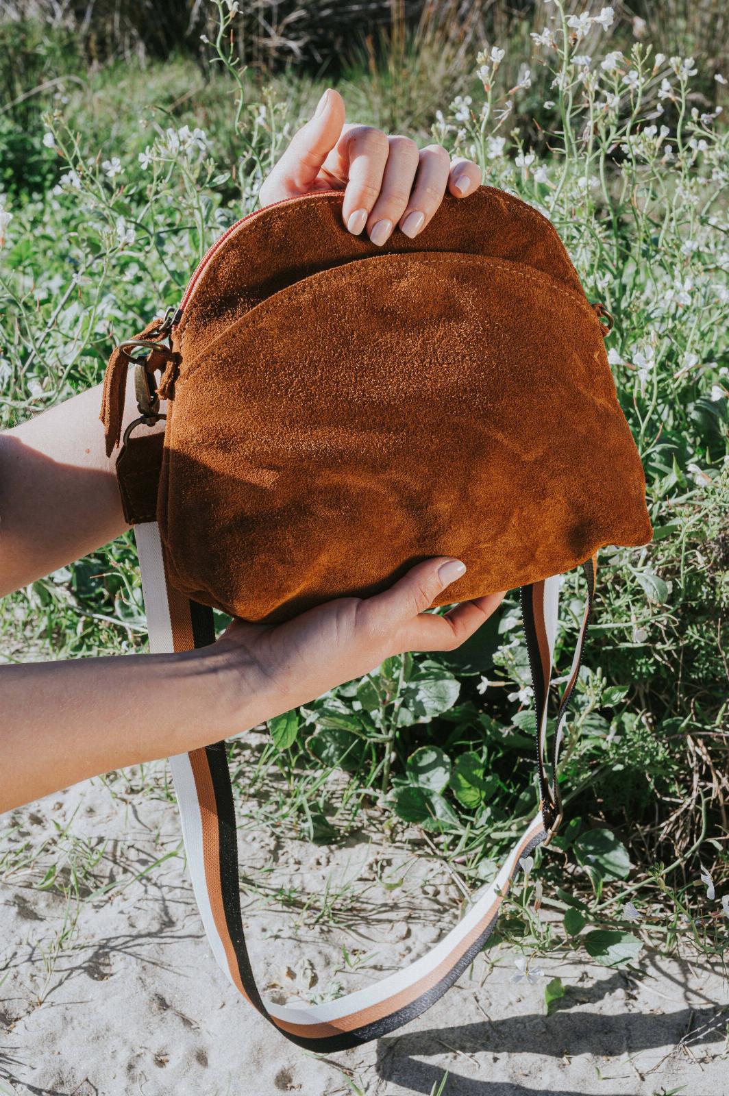 Cartera Toronto de gamuza