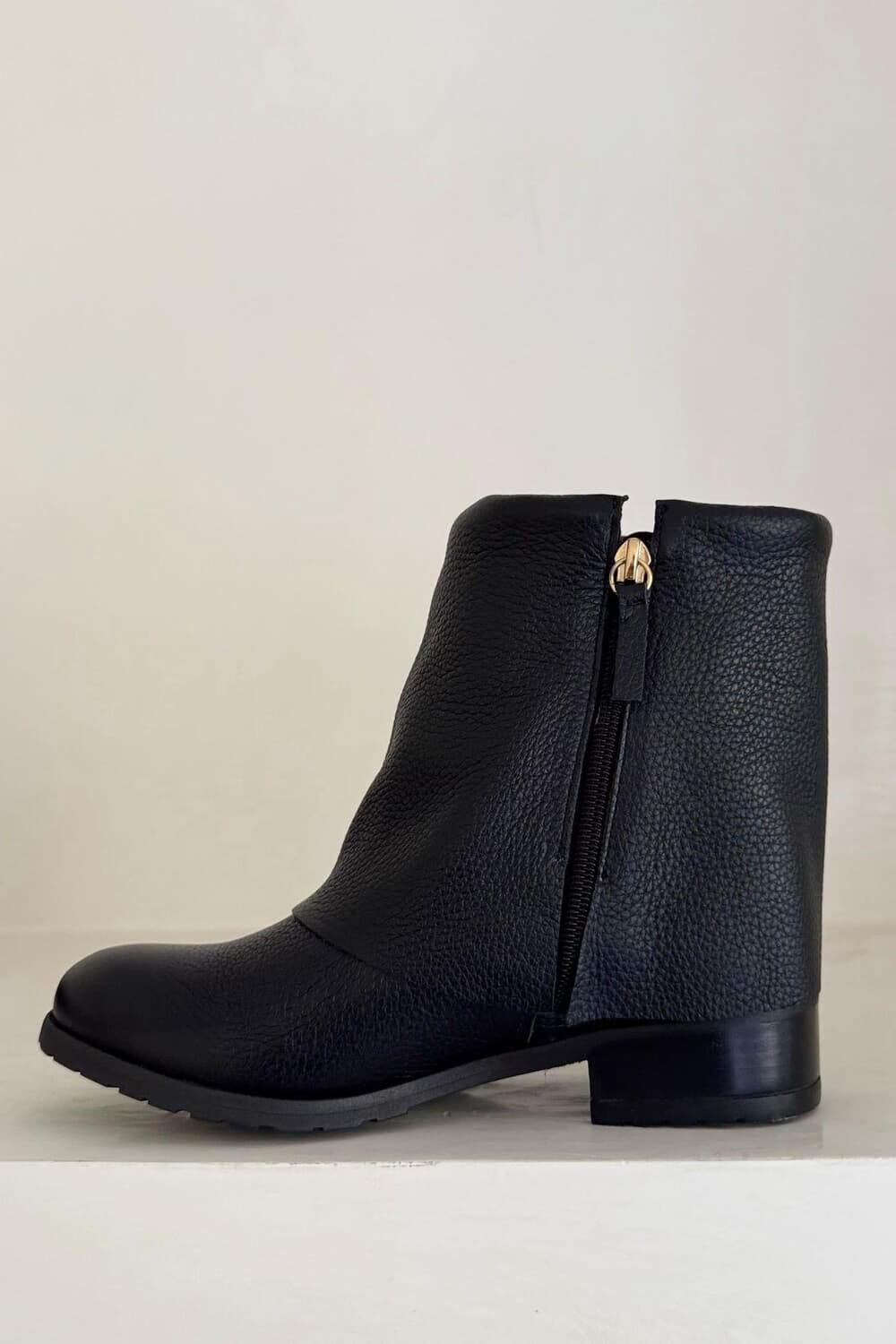 Bota Elata