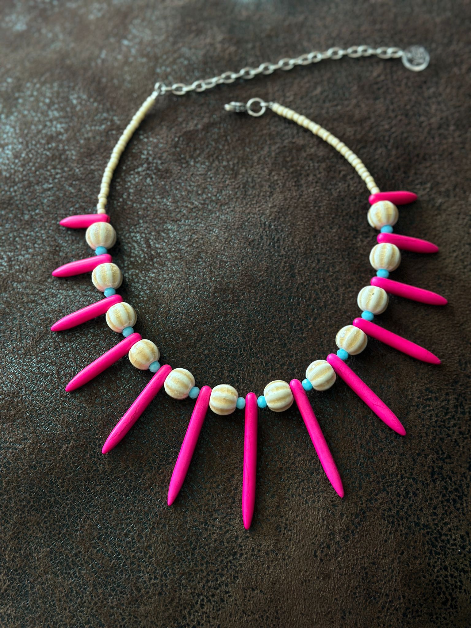 Collar Neri