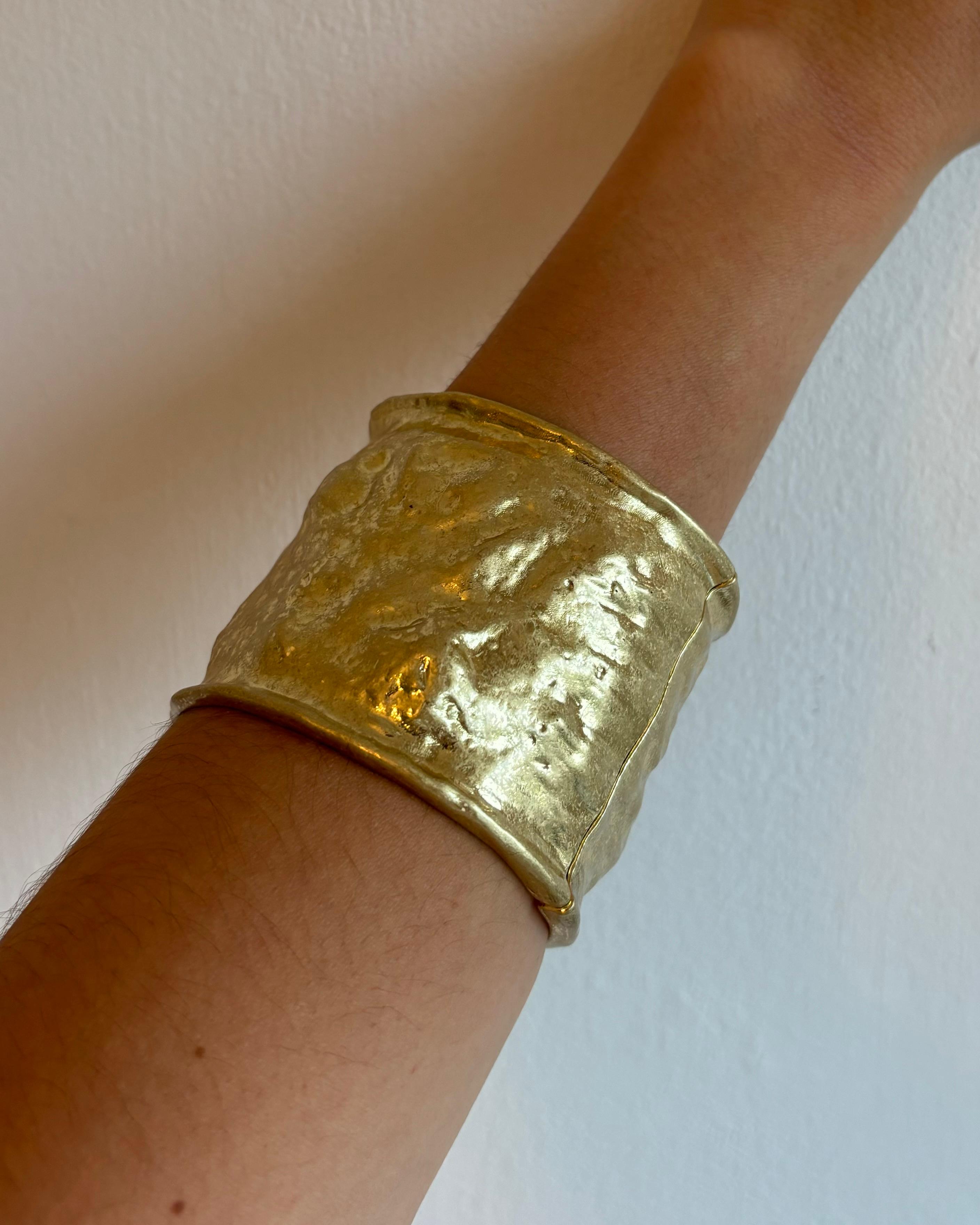 Brazalete Kira