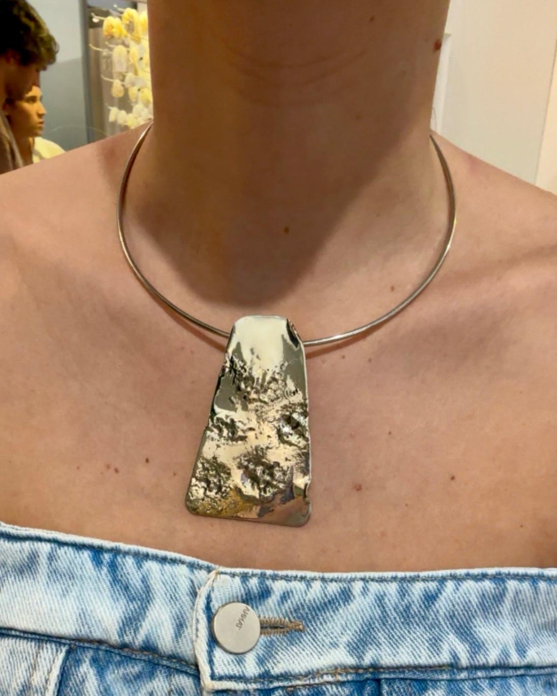 Collar Nilo
