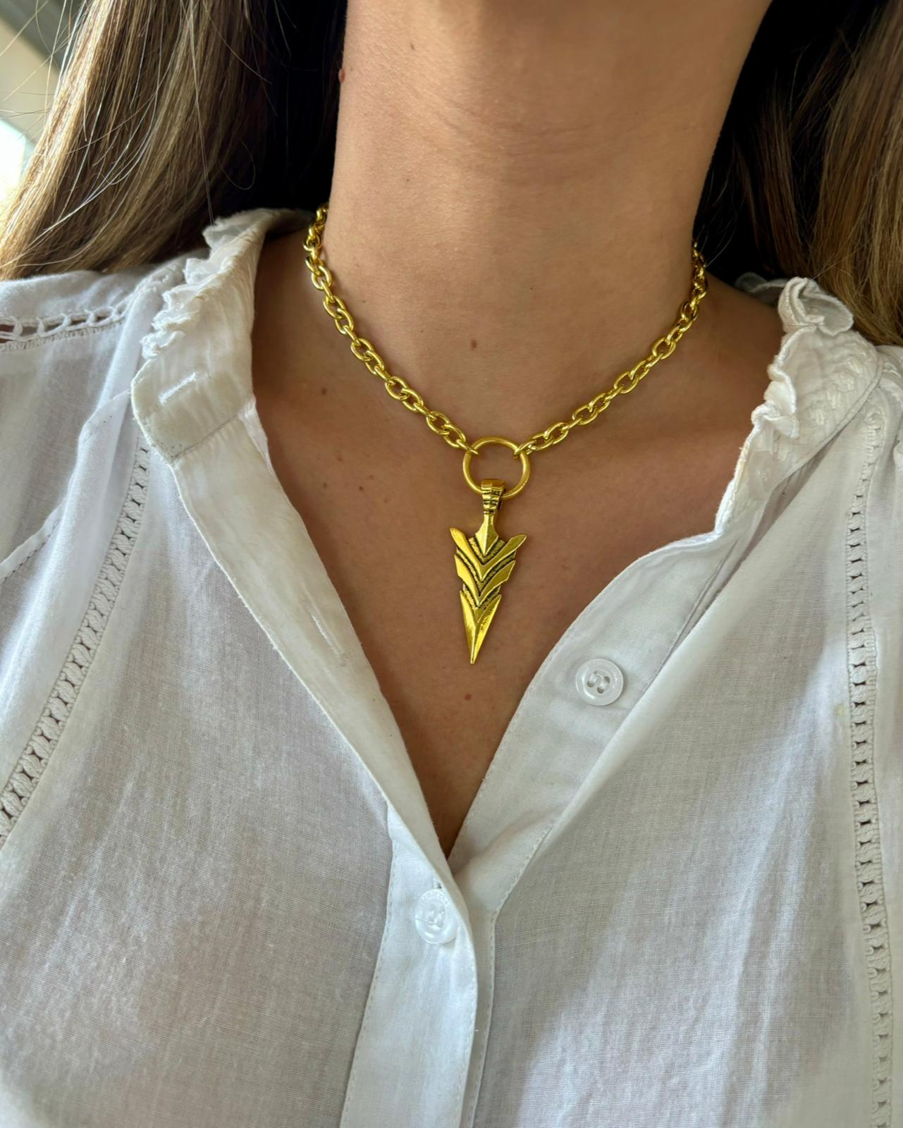 Collar Julien