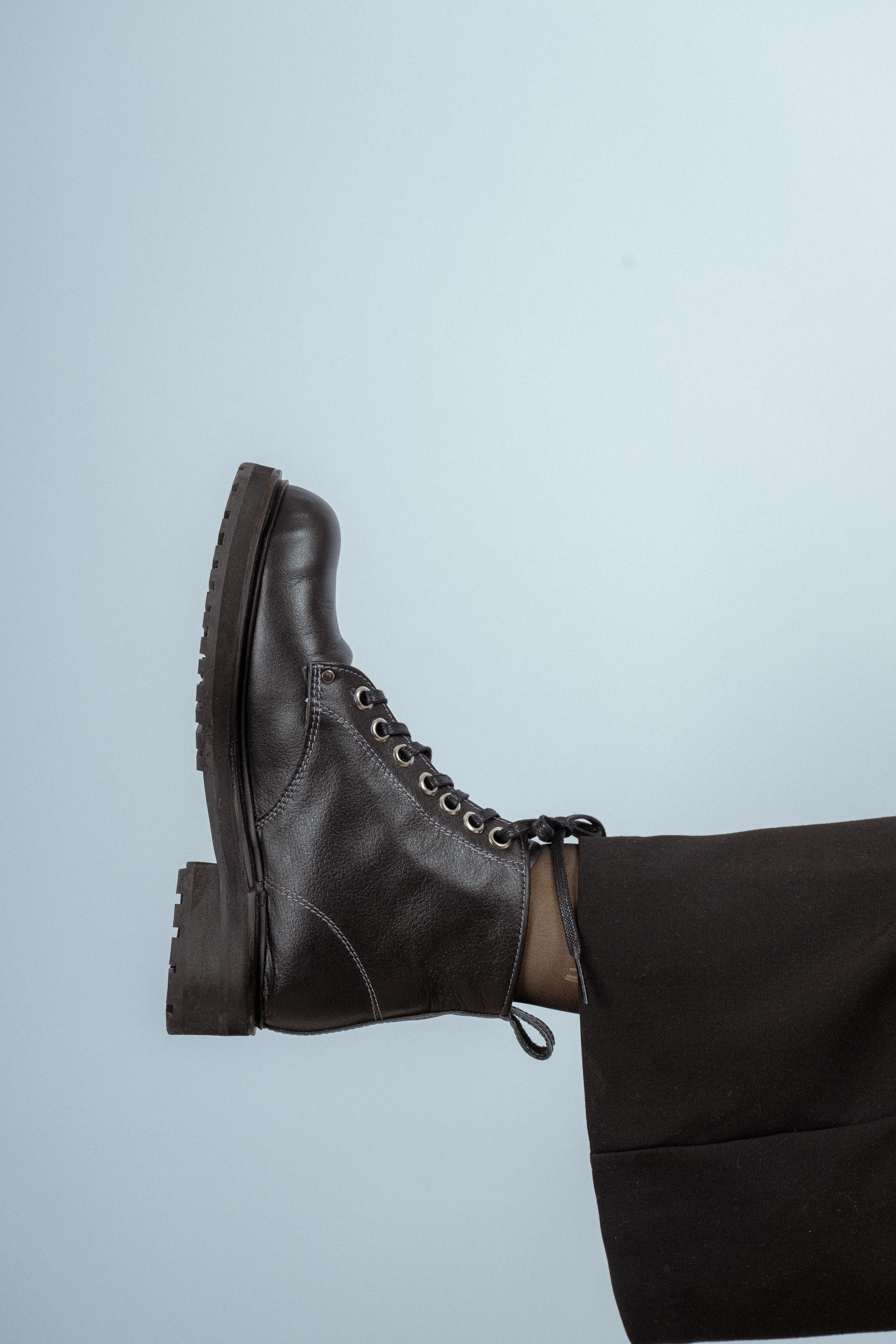 Borcego Boston Black