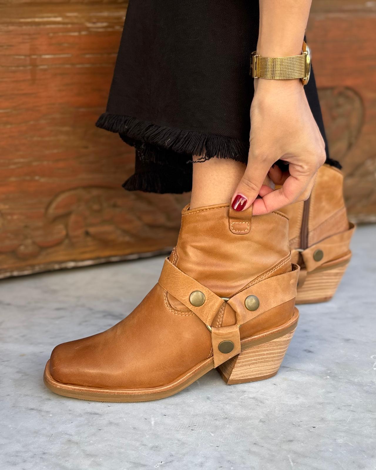 Botas Esencial