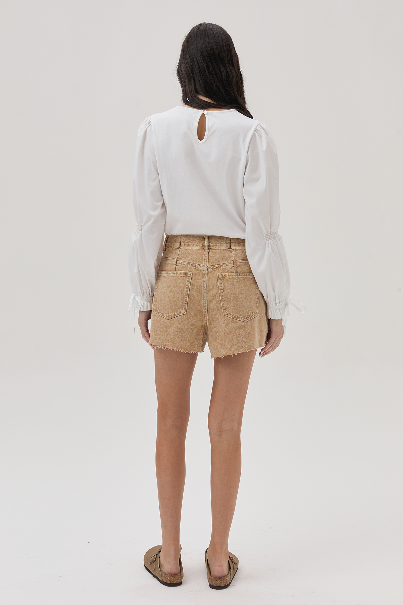 Short Sandy