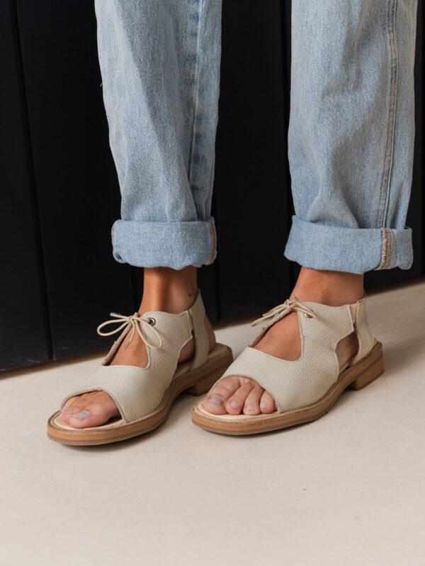 Sandalia Lyon Crudo