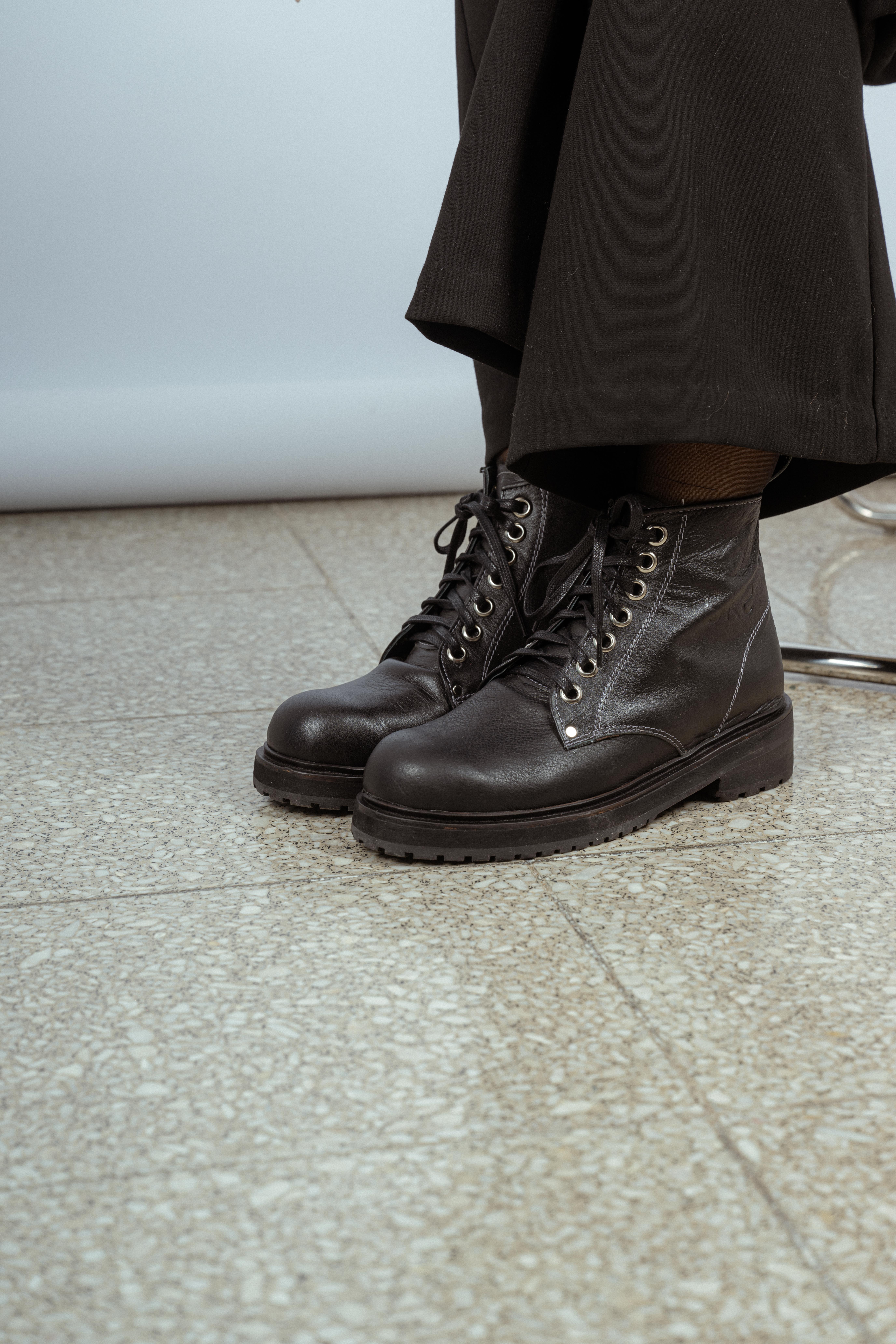 Borcego Boston Black