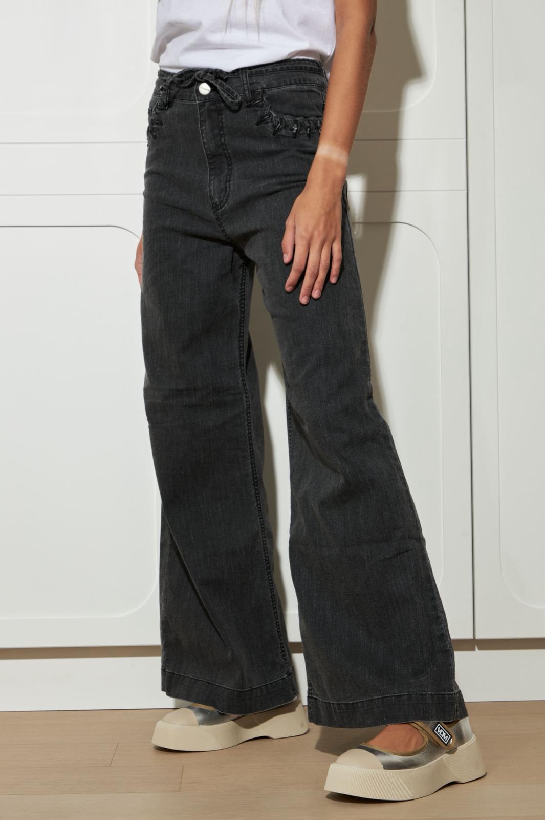 Jean Moxie