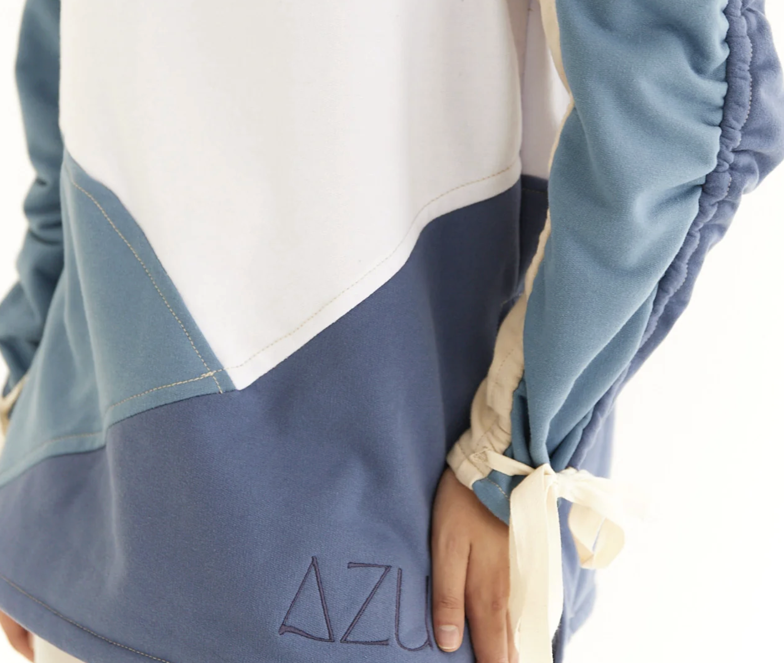 Buzo del verano azul talle unico