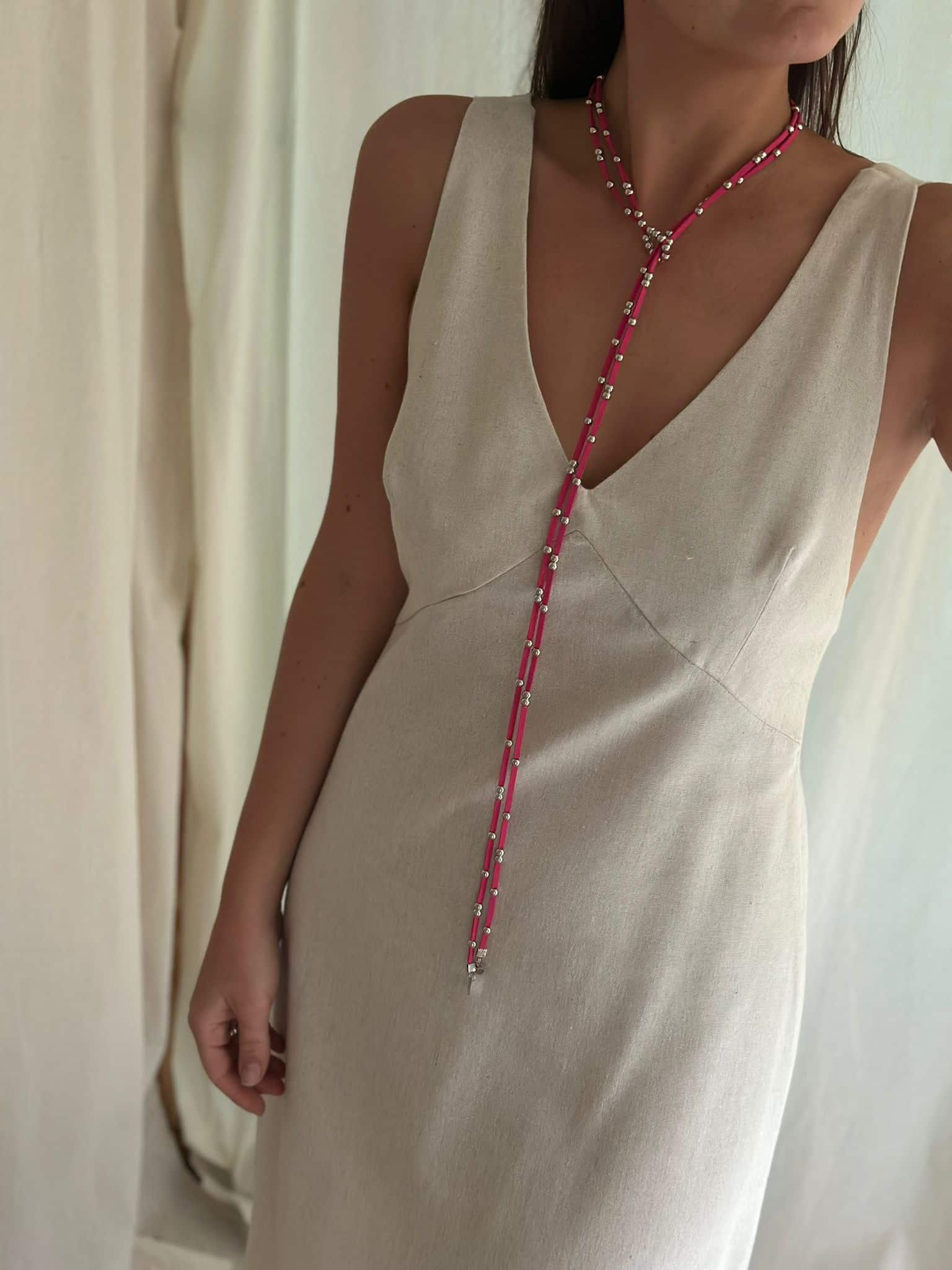 Collar Corbatín